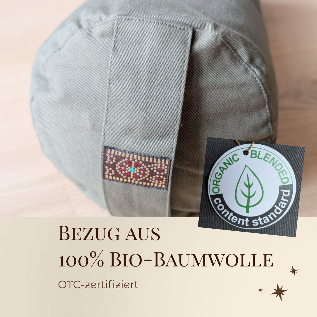 Yogabolster Olivgrün | Bezug aus 100% Bio-Baumwolle | Natürliche Füllung aus Buchweizenspreu | Nachhaltiges Yogakissen | 63 x 17 cm