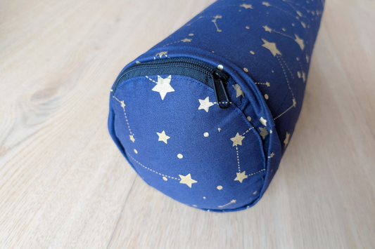 Yogabolster Sternenhimmel | Bezug aus 100% Bio-Baumwolle | Gefüllt mit natürlicher Buchweizenspreu | Reißverschluss zum Waschen und Nachfüllen