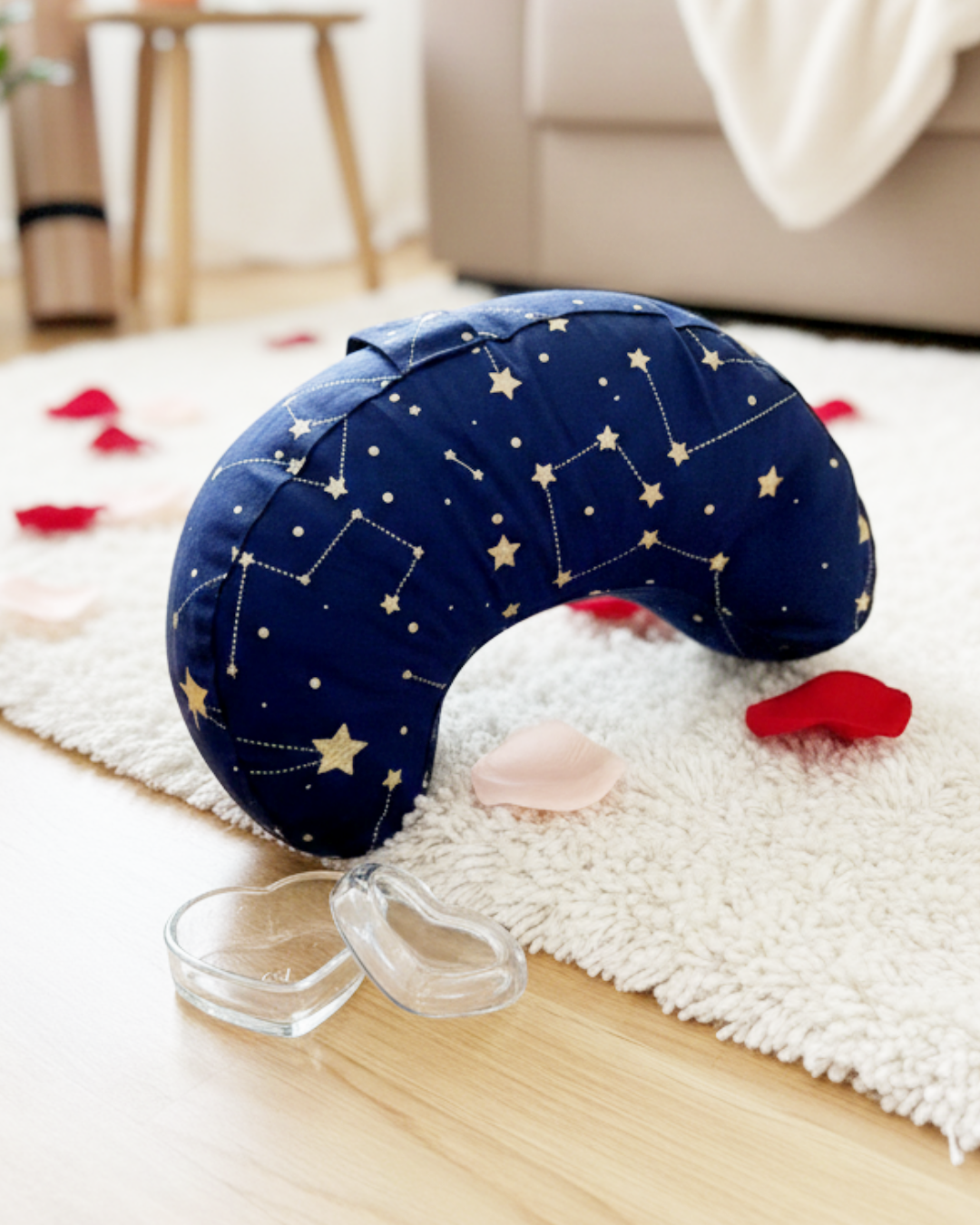 Valentinstag-Special I: Wunderschönes Halbmondkissen und Herzdose mit persönlicher Gravur